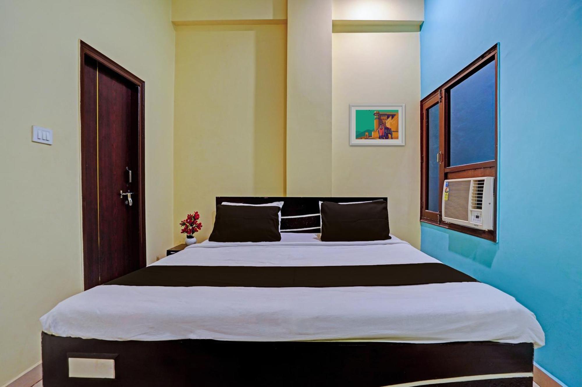Hotel O Sarita Palace